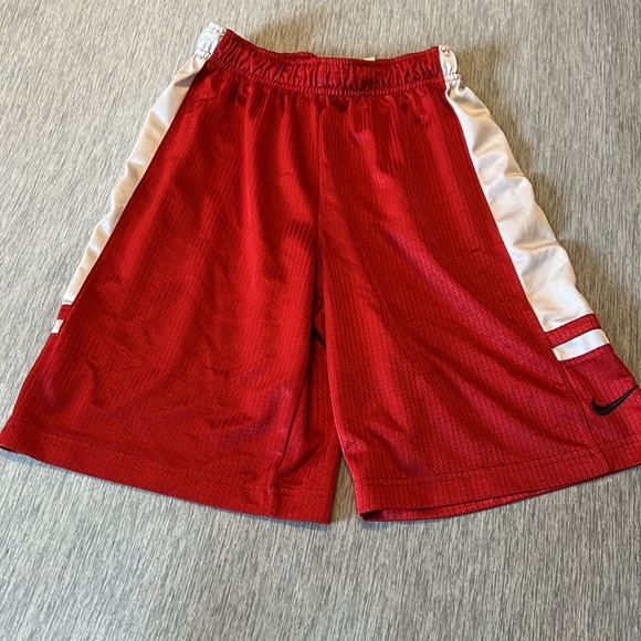 Kids Athletic shorts bundle (4) - Picture 6 of 9